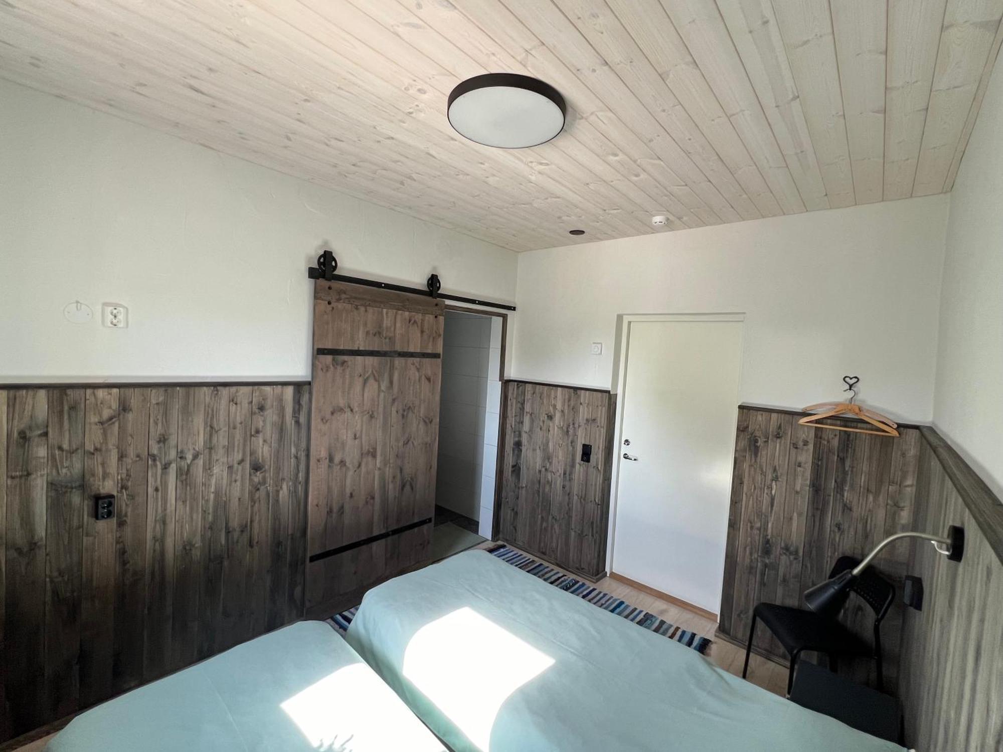 Kihnu Sadama Oeoemaja Guesthouse Lemsi Extérieur photo